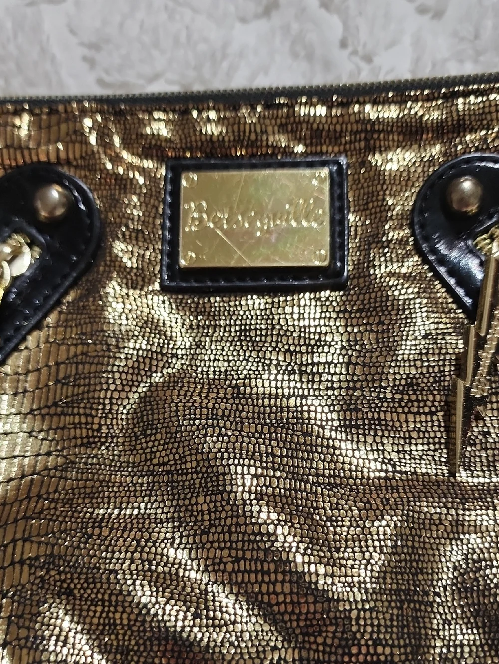 Betsy Johnson Gold Metallic Wristlet Black Trim Betsyville 10x6